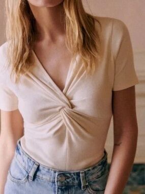 Sezane Maya T shirt in ecru